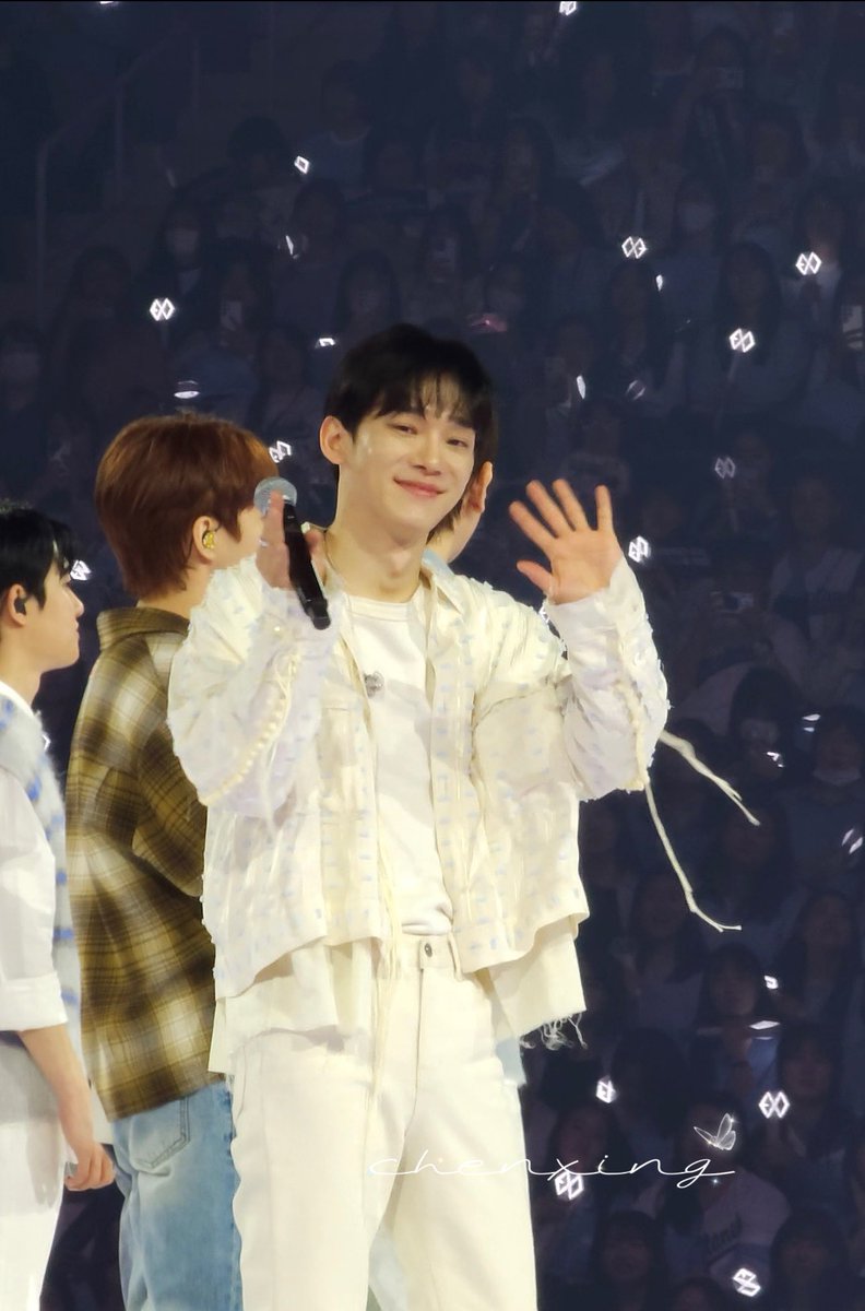 Fain921's tweet image. My sunshine ～

#CHEN #JONGDAE #김종대
#첸 #종대 @CHEN_INB100
#exo #엑소