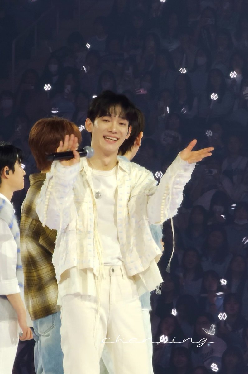 Fain921's tweet image. My sunshine ～

#CHEN #JONGDAE #김종대
#첸 #종대 @CHEN_INB100
#exo #엑소