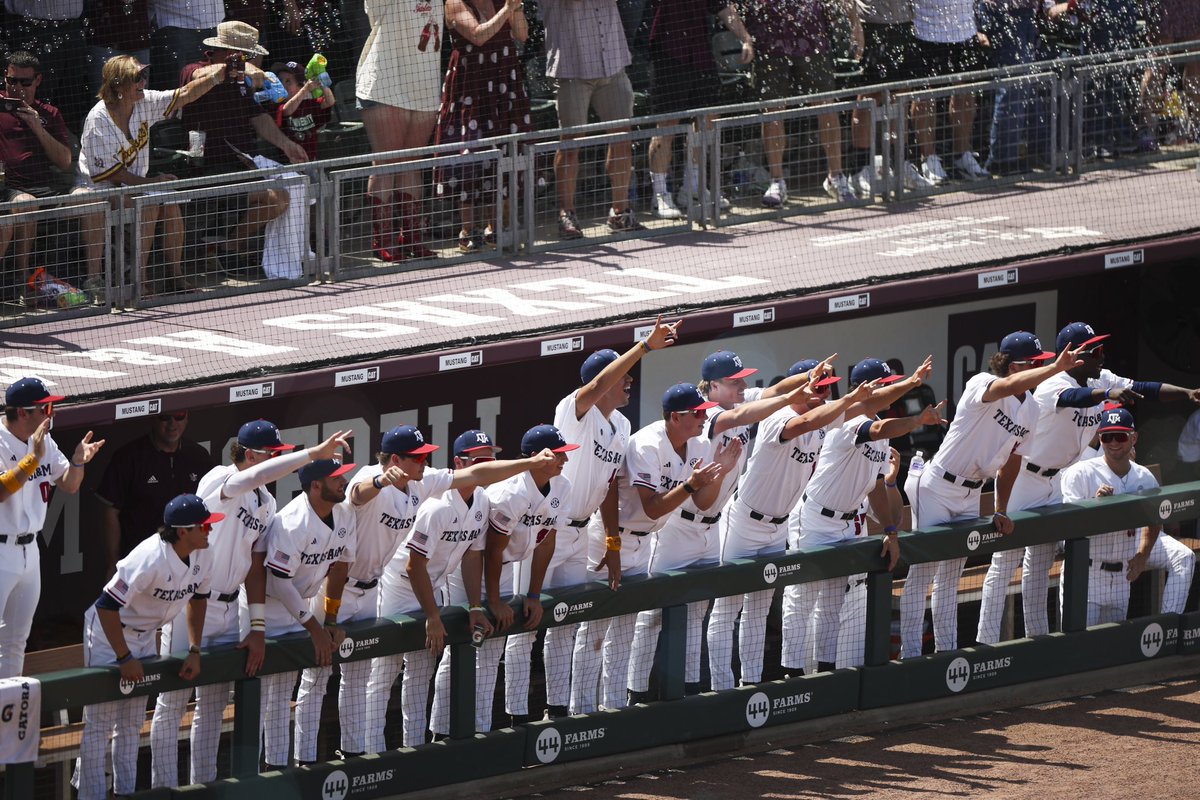 What a Sunday 👀 @AggieWTEN wins third straight SEC 🏆 @AggieBaseball sweeps No. 6 Vanderbilt @aggiewomensgolf advanced to match play at the SEC Championship. @AggieSoftball with a 17-6 win at No. 13 Alabama