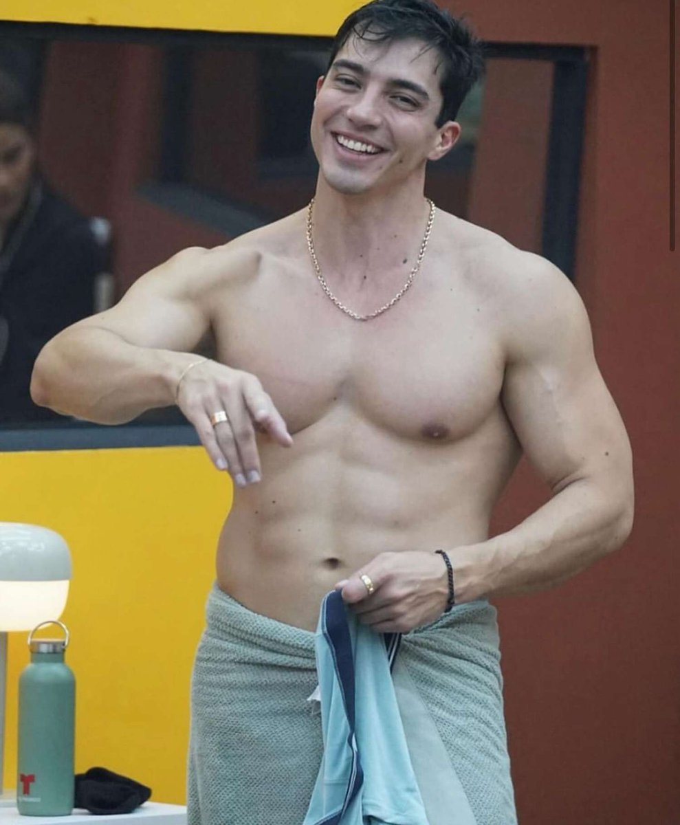 A quién apoyas? #LCDLF4 

🔄 CRISTINA
❤️ ROMEH