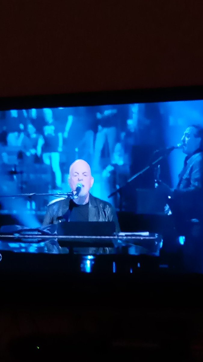 The Billy Joel 100th live concert on channel 2 is absolutely fabulous. Loved all of his songs. 💞🎹💕