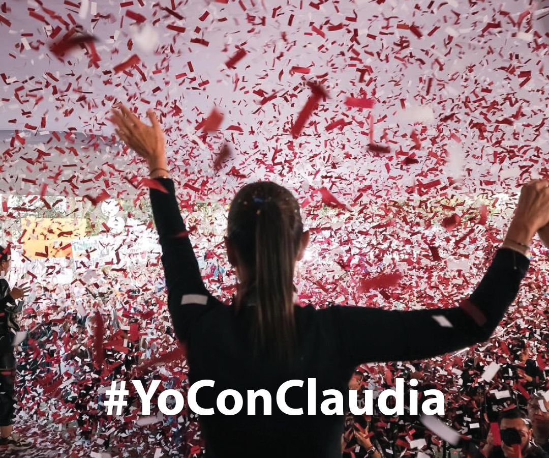 guruchuirer's tweet photo. #YoConClaudia porque es la más preparada, inteligente y honesta, ella es la indicada para continuar mejorando a este país. 
¿Estás de acuerdo? https://t.co/6iBGBcVyYw
