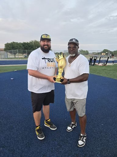 FootballDesoto's tweet image. Congratulations Tru Buzz on winning the 15u championship today.