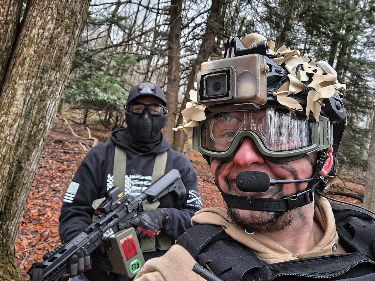 BalrogZeb's tweet photo. @americanmilsim Liberty was AWESOME!!! #americanmilsim #skirmishpaintball #ampedairsoft #ptssyndicate #shellbacktactical #milsimnation #ufs #pewpewnation #airsoftobsessed #balrogbrigade https://t.co/cYJrnWm0LD