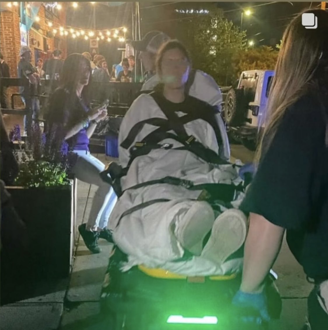 🚨#URGENT. 
                           La violencia no tiene cabida en el fútbol Nos solidarizamos con la Presidenta de Blue Furia y esperamos una pronta aclaración.

#Dilenoalaviolencia