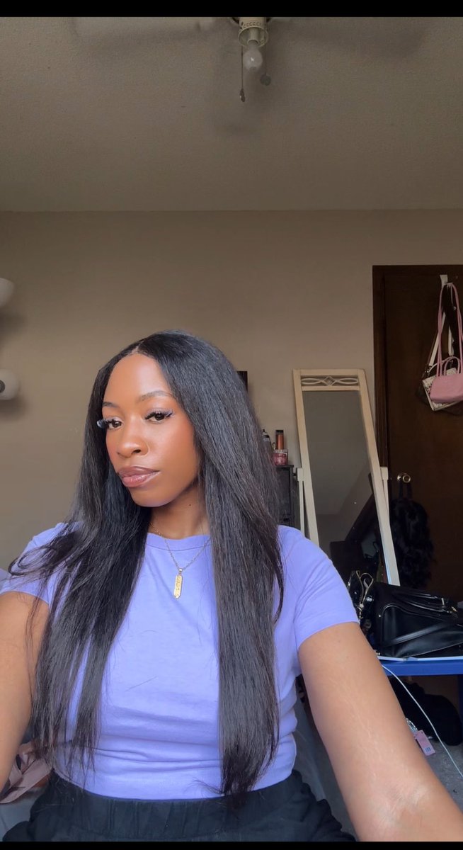 KiahhhhNichole's tweet photo. Skin be skinning✨🤎 https://t.co/PVa8zx38jK