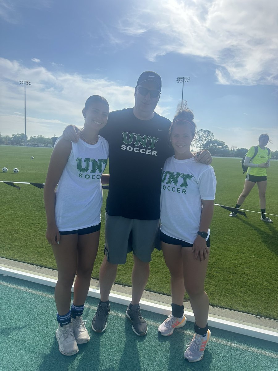 jilliancook__'s tweet photo. Today's experience at the @MeanGreenSoccer ID camp was exceptional! Huge thanks to the UNT staff for providing this opportunity to demonstrate my abilities and explore the UNT campus! https://t.co/K1u8sIplcC