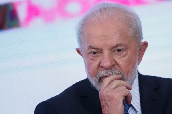 🚨 La Confederación Israelí de Brasil tachó de “lamentable” y “frustrante” la posición del Gobierno de Lula da Silva. Lo acusaron de “ponerse del lado” de Irán por no condenar de manera explícita el ataque con drones y misiles lanzado contra Israel.