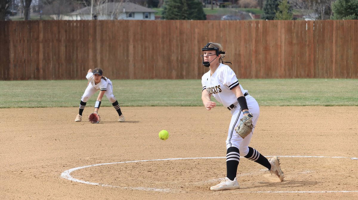 Lucka's complete game three-hitter in second game helps @WSCWildcatSB get split at Bemidji State. #PlayforthePaw #NSICSB wscwildcats.com/news/2024/4/14…