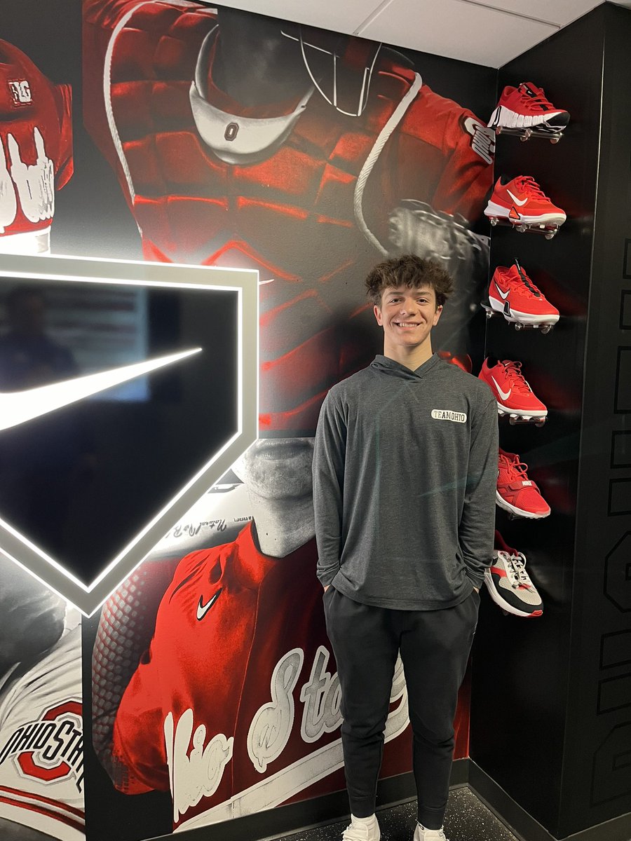 ben_winge's tweet photo. Thank You @Coach_See and @Bill_Mosiello for a great visit! I enjoyed the opportunity to speak with you both, see the facility, and go on a campus tour. @OhioStateBASE https://t.co/ri8DPPmdYI