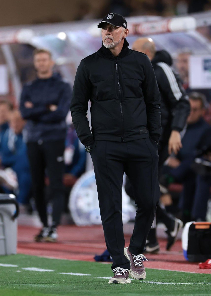 ActuL1_'s tweet photo. 🚨 Éric Roy : Les décisions arbitrales de ce soir ont eu un rôle et une grosse influence sur le score final (…) L’accumulation des décisions contre nous a dû avoir un impact sur les joueurs. » ❌

(Conf. de presse) #OLSB29 https://t.co/lQWpbecXSF