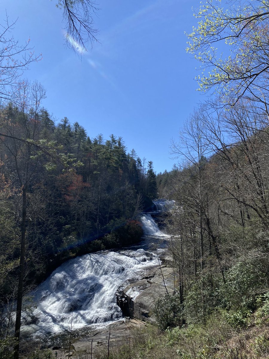 DevlinDakota's tweet photo. Let this be your reminder to GET OUTSIDE! https://t.co/wCc3HkhlWX