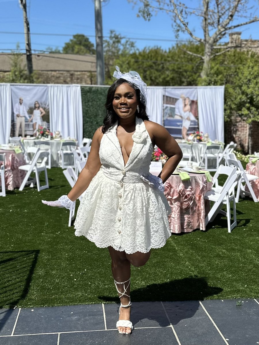 _jassybrionaa's tweet photo. #ParTEA with the bride to be was EVERYTHING 💕💍 https://t.co/0wmGOeFqPe