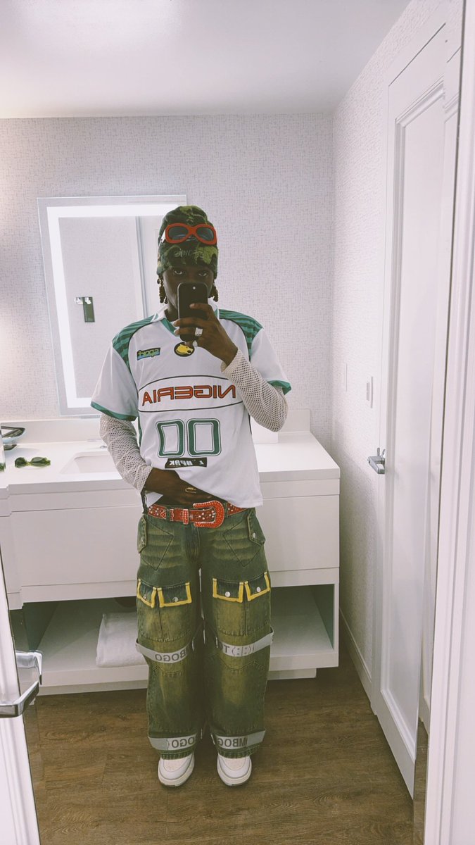 fireboydml's tweet photo. zukochella? https://t.co/ah2haOgzEU