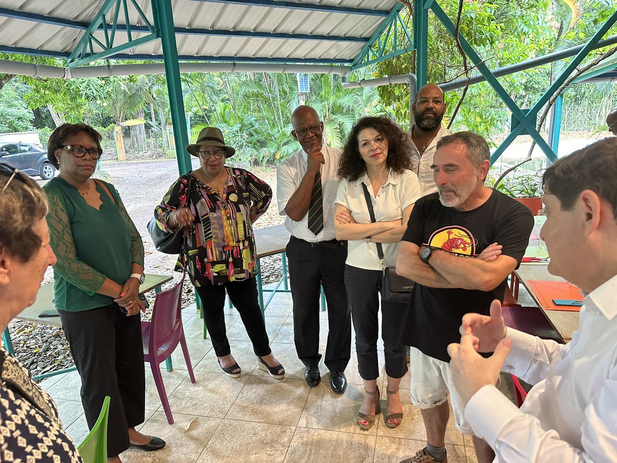 François Herman nous a fait découvrir son parc aquacole à Pointe Noire en compagnie de <a href="/JulesOtto/">OTTO JULES</a> et Marie-Yveline Théobald-Ponchateau, maires de Vieux-Habitants et de Baillif. Aides européennes, écueils administratifs et souveraineté alimentaire ont fait partie de nos échanges.