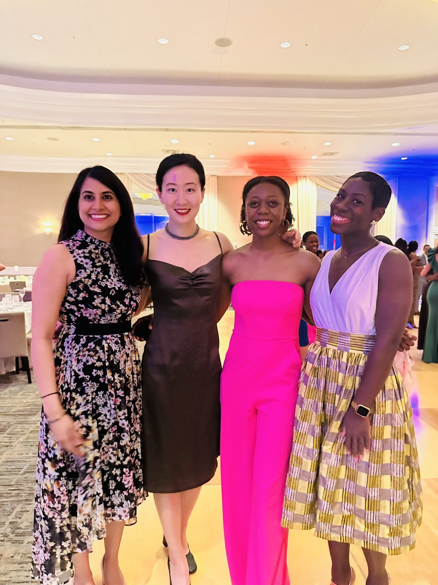Adjoa Anyane-Yeboa, MD MPH (@adjoagimd) on Twitter photo Also loved spending QT with <a href="/MGH_GI/">MGH Division of Gastroenterology</a> rockstar 3rd yr fellows (I kinda look like a fellow in these too 😂).
The future is bright!🌟🌟💥💥 #ScrubsNHeels24 Also loved spending QT with <a href="/MGH_GI/">MGH Division of Gastroenterology</a> rockstar 3rd yr fellows (I kinda look like a fellow in these too 😂).
The future is bright!🌟🌟💥💥 #ScrubsNHeels24