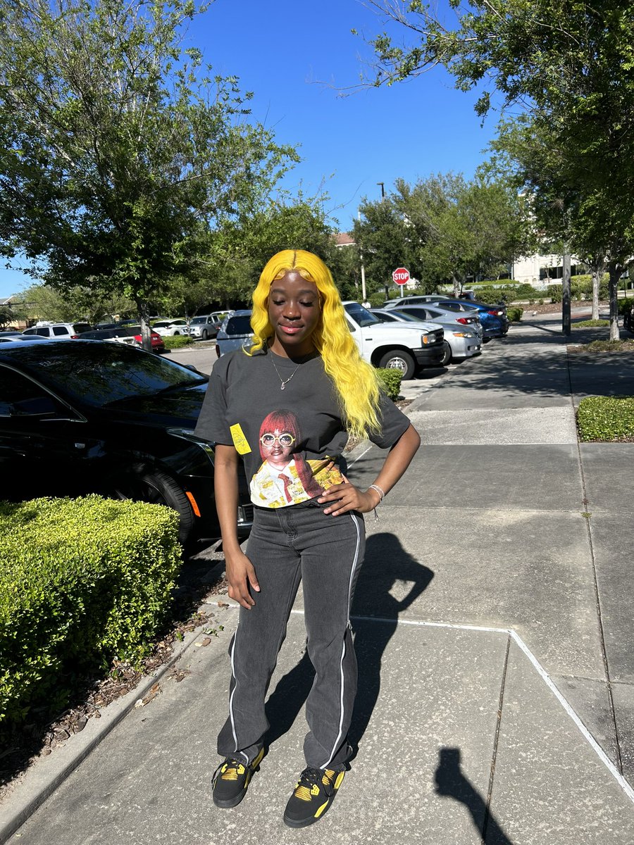 anywaysmyworld's tweet image. #gradbash ⭐️⭐️⭐️⭐️⭐️