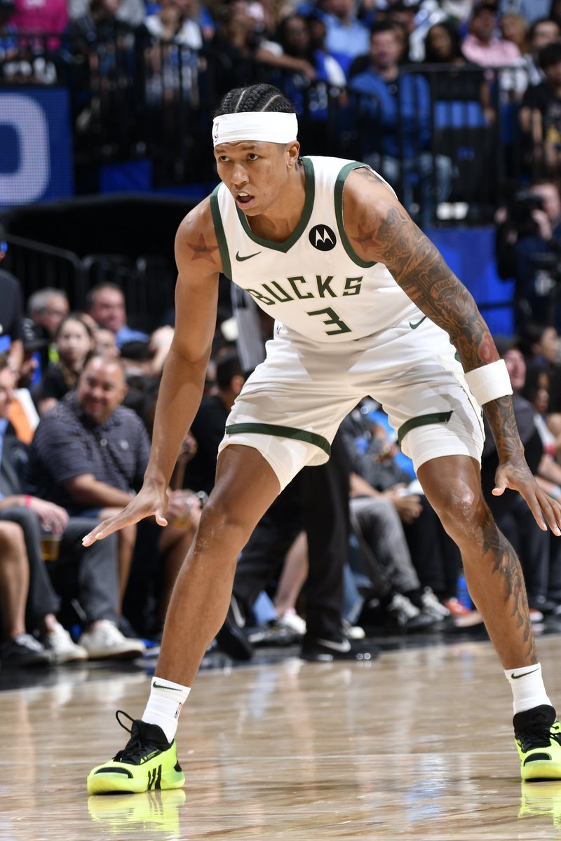 Holy Child ✝️ tweet media