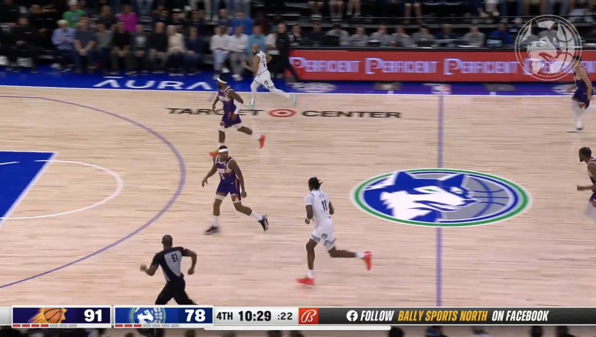 dan_kirk__'s tweet photo. @_wan29_ @WorldWideWob It’s their original logo they’ve been using as a throwback at times this season https://t.co/pjs2Oz9pGR