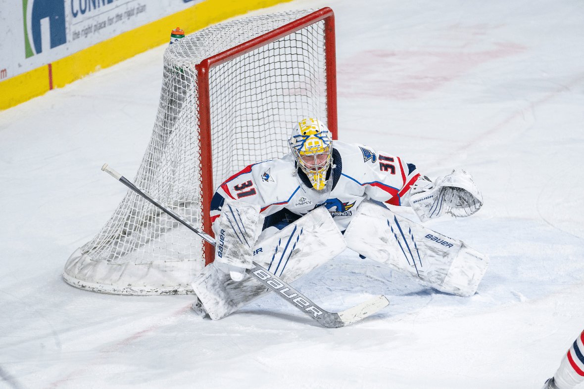 HockeyMaritime's tweet photo. It was a 32 save victory for Colten Ellis as the Springfield Thunderbirds defeated the Providence Bruins 4-2.

Since his call up to the Thunderbirds, Ellis has shown that he can handle regular playing time at the AHL level.

#Stlblues    #AHL #NovaScotia @coltenellis29 https://t.co/cbbIiDpDKm