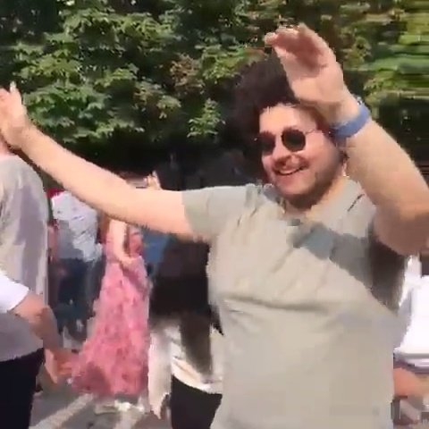 Herkes 9 gün tatil sonrası işe dönemeyiş twiti atarken bayramda 100+ saat çalışmışsındır ve tatilin yeni başlıyordur