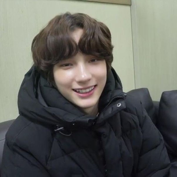 robloxianos floperos tweet media