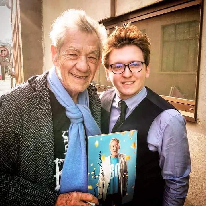 5 Year Throwback... Meeting my acting hero prior to his show '<a href="/IanMcKellen/">Ian McKellen</a> On Stage' at <a href="/RoyalDerngate/">Royal & Derngate</a>!!! 🎭 So loving and one of my proudest and most treasured moments!!! 👏 #actor #actorslife #film #films #movie #movies #theatre #stage #casting #sirianmckellen #ianmckellen