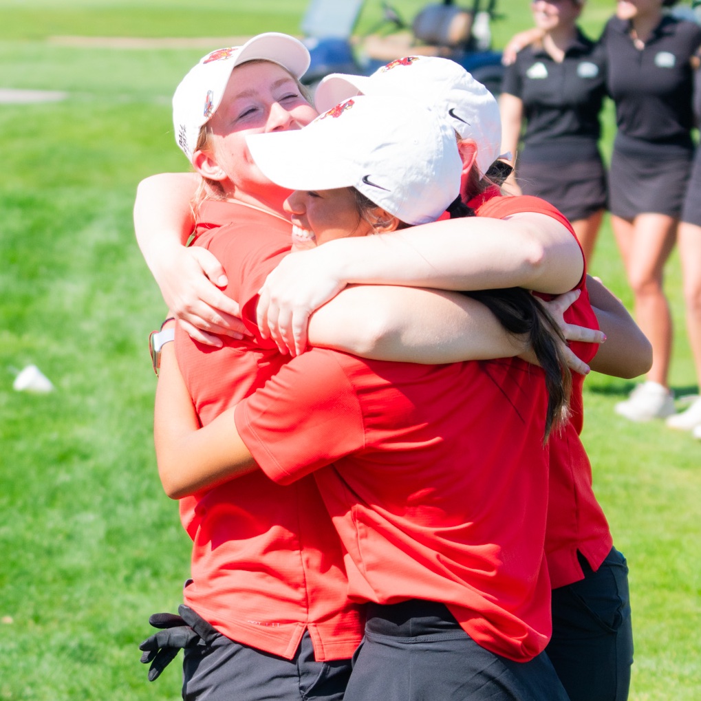 A great way to end the regular season! - a Team 🏆 - ✔️ - a runner-up finish from Sabrina Langerak - ✔️ - a solid showing from our entire squad - ✔️ - HUGS all around - ✔️ Up Next: MACs Our Lady Jaguar Invitational Recap: bit.ly/3JgZF8j #ChirpChirp x #WeFly x #MACtion