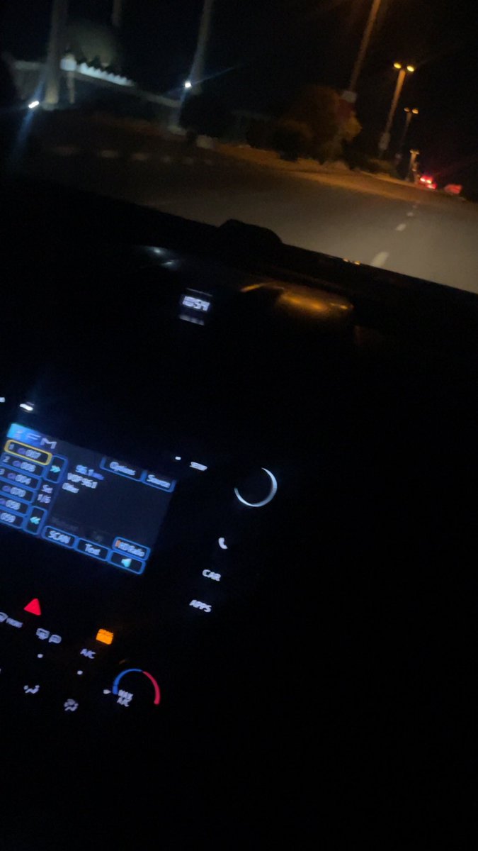 PilotObi's tweet photo. Omg I met a unicorn 🦄 Uber driver driver tonight

She drives Camry 2017, we started talking, I found out she only drives Uber from 12am - 4am, because she’s bored 🤣

She also got road trip gangs! 

I was amazed and happy I met someone with similar vibe

I gave her a fat Tip 😍 https://t.co/3Rm9kv8UwO