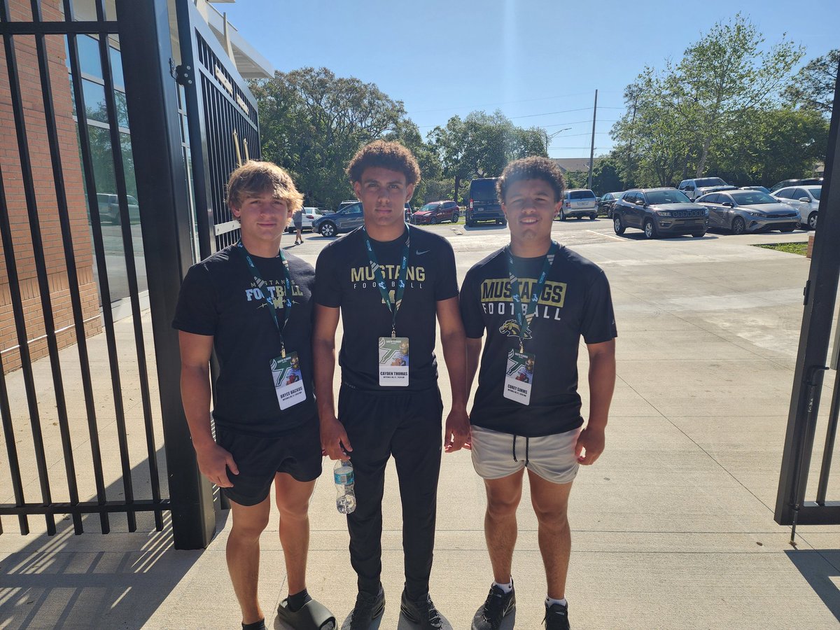 CaydenThomas_'s tweet photo. Thank you for a great visit, @USFFootball @CoachGolesh @CoachJGordo @coachaschmitz @coachSKYNYRD @CJBennett_08 https://t.co/oE6Eqbuzgb