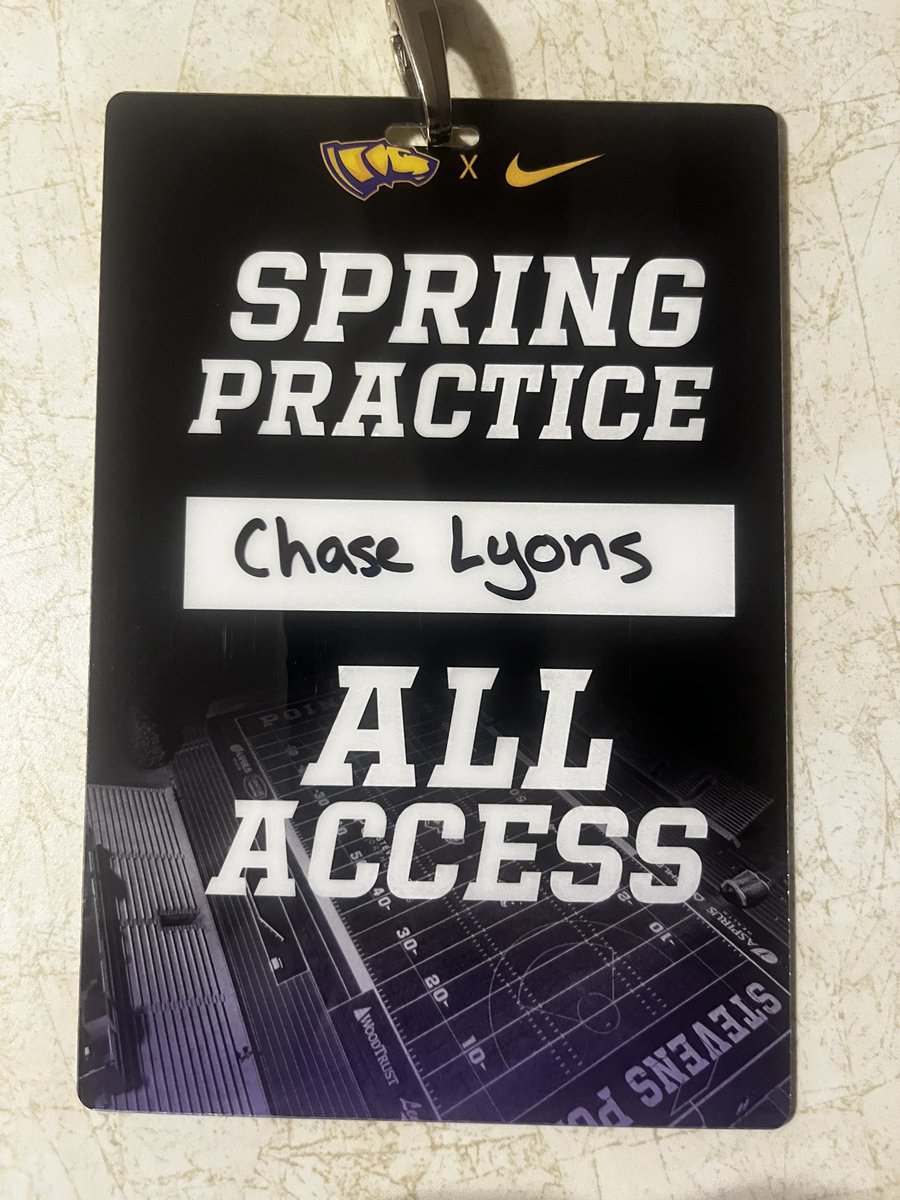 LyonsChase62's tweet photo. Had a great visit @UWSPFootball yesterday, and thank you especially @coach_bocanegra for the invite! https://t.co/4CkdvFgEca