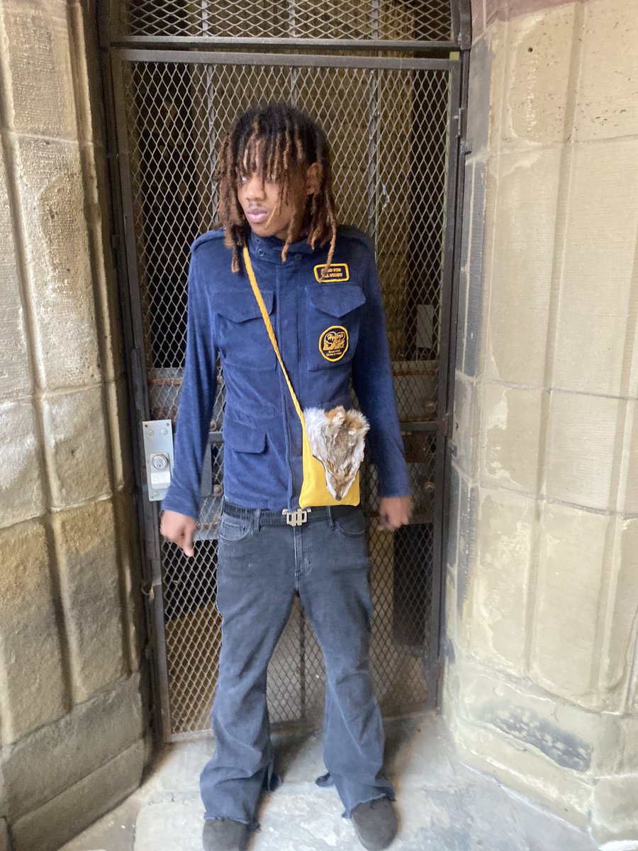 vaaxify's tweet image. no more teen 🎉 20 me