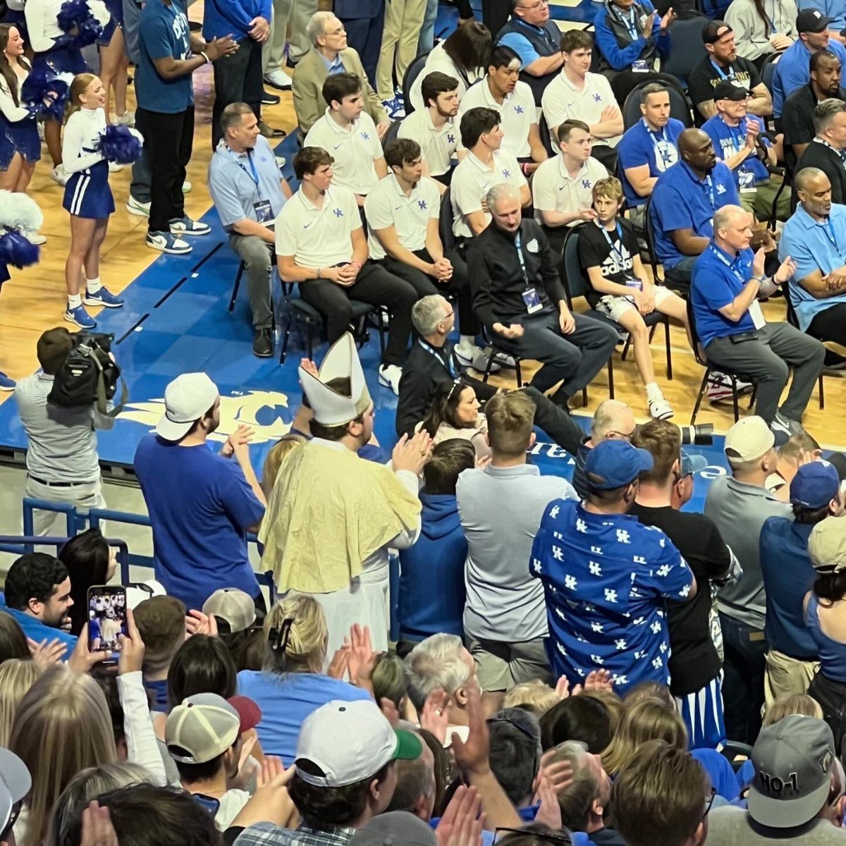 MacLean Lessenberry (she/her) tweet media