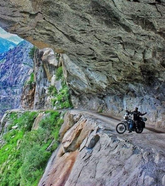 RideTheHimalaya's tweet photo. This Himalaya ride actually made me relaize that It is always a rough road that leads you to the heights of Greatness and Riding is the best way to be lost and found at the same time and at 15000 feet in the extreme remote Himalayas its fascinating.

This adventure will take you to next level of exploring the inner side of yours who you are and how far can you go in this mighty world. What you see and what you feel is beyond imagination and beyond expectation.