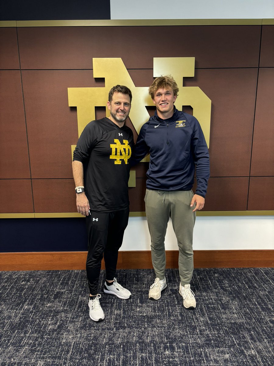 I’m honored to have received an offer from the University of Notre Dame. Thank you @CoachBiagi and @CoachJS50ND for hosting a very impressive visit! @KohlsKicking @Coach_Radke @FootballMuhs