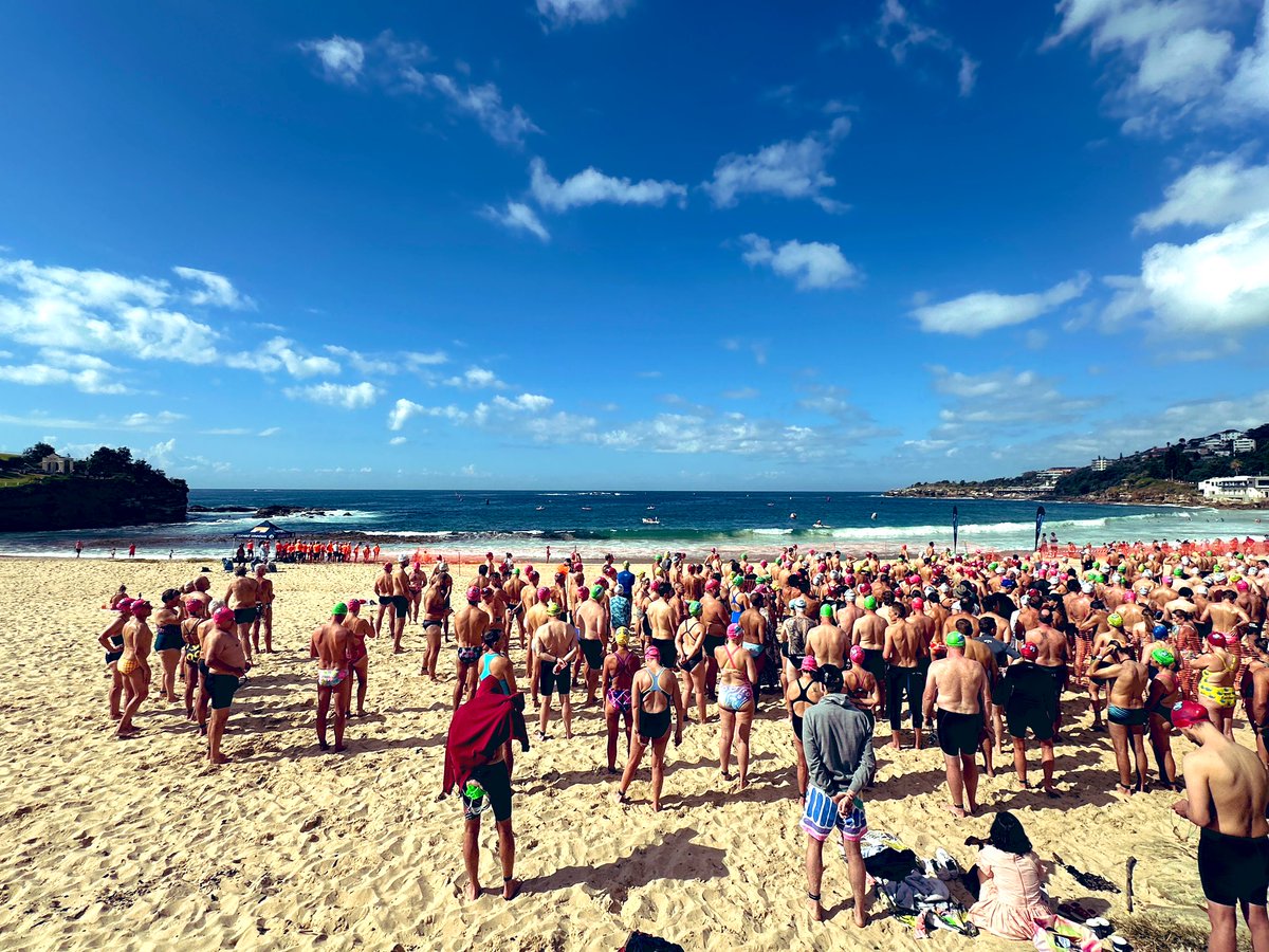 Turning to the ocean in times of grief, a minute's silence at the Coogee Wedding Cake Island swim yesterday. 🌊 #swimming #surflifesaving #community