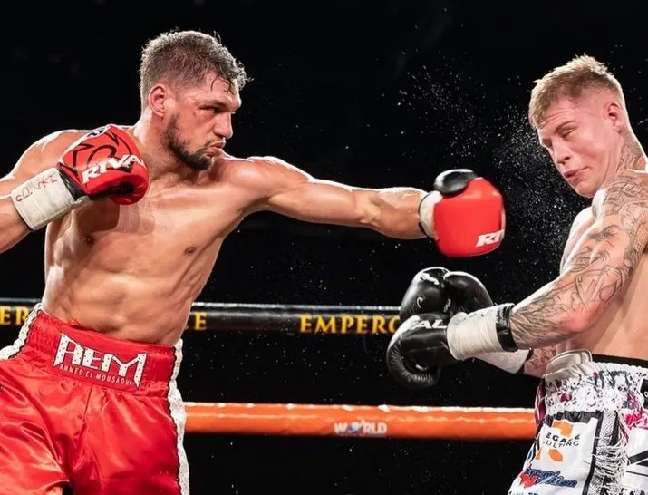 LE LION DU RIF BOXE À GERLAND ! 

#AhmedElMousaoui 🇲🇫 🇲🇦 💪 que l'on se dispute, monte sur le ring de #Lyon Gerland le #31Mai 🥊 
Héroïque, généreuse, résistante, la capitale des Gaules adopte le #lion du #Rif 🦁
#BoxingNight 
@YCUCHERAT