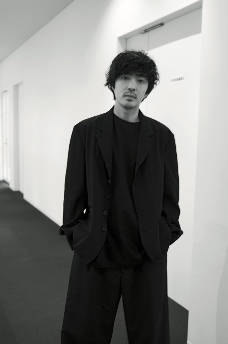 with編集部 tweet media