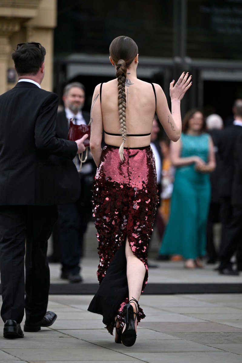 Cara Delevingne attends The Olivier Awards 2024 in London, England.

#CaraDelevingne