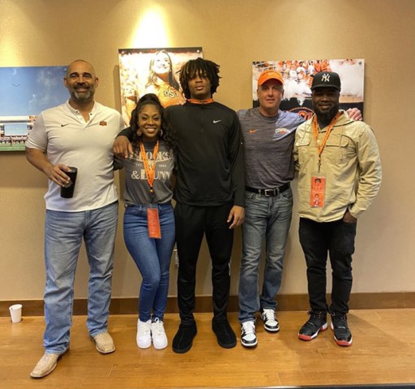 BREAKING: Oklahoma State has landed a commitment from 2025 McKinney (Texas) North three-star WR Kameron Powell! Powell talks his decision with @Rivals ⬇️ READ: n.rivals.com/news/oklahoma-…