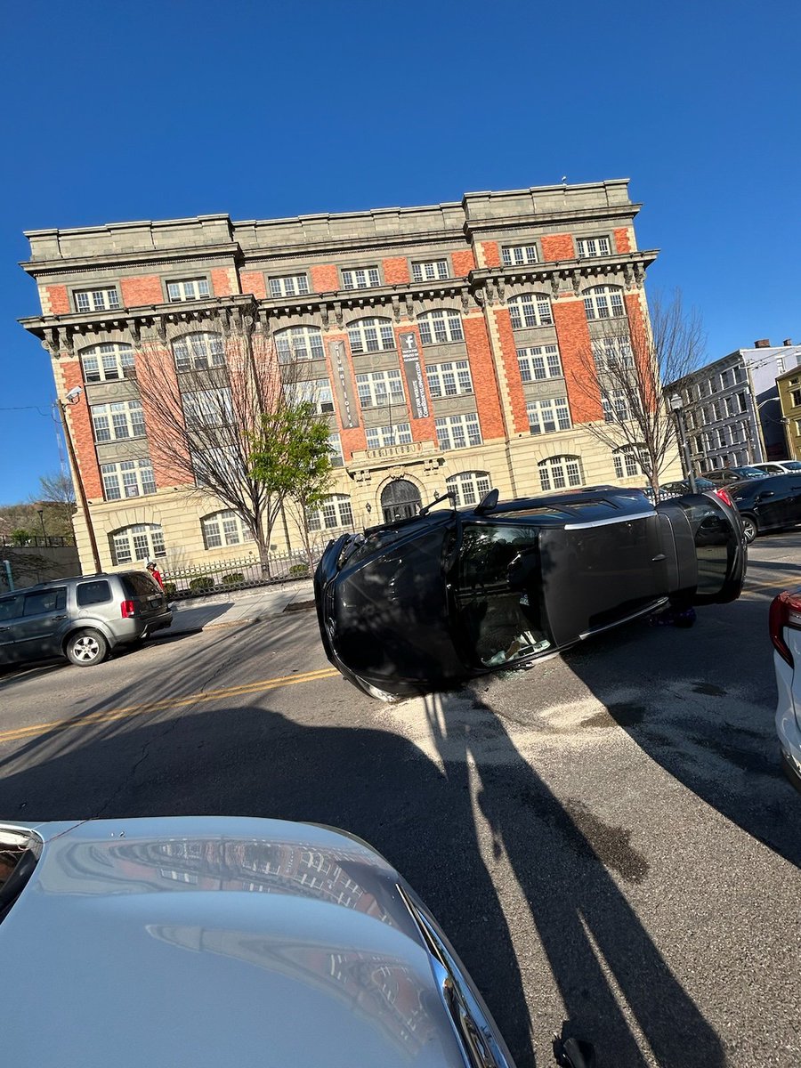 Watch out! Police responding to a rollover crash in Over-the-Rhine near 13th and Sycamore