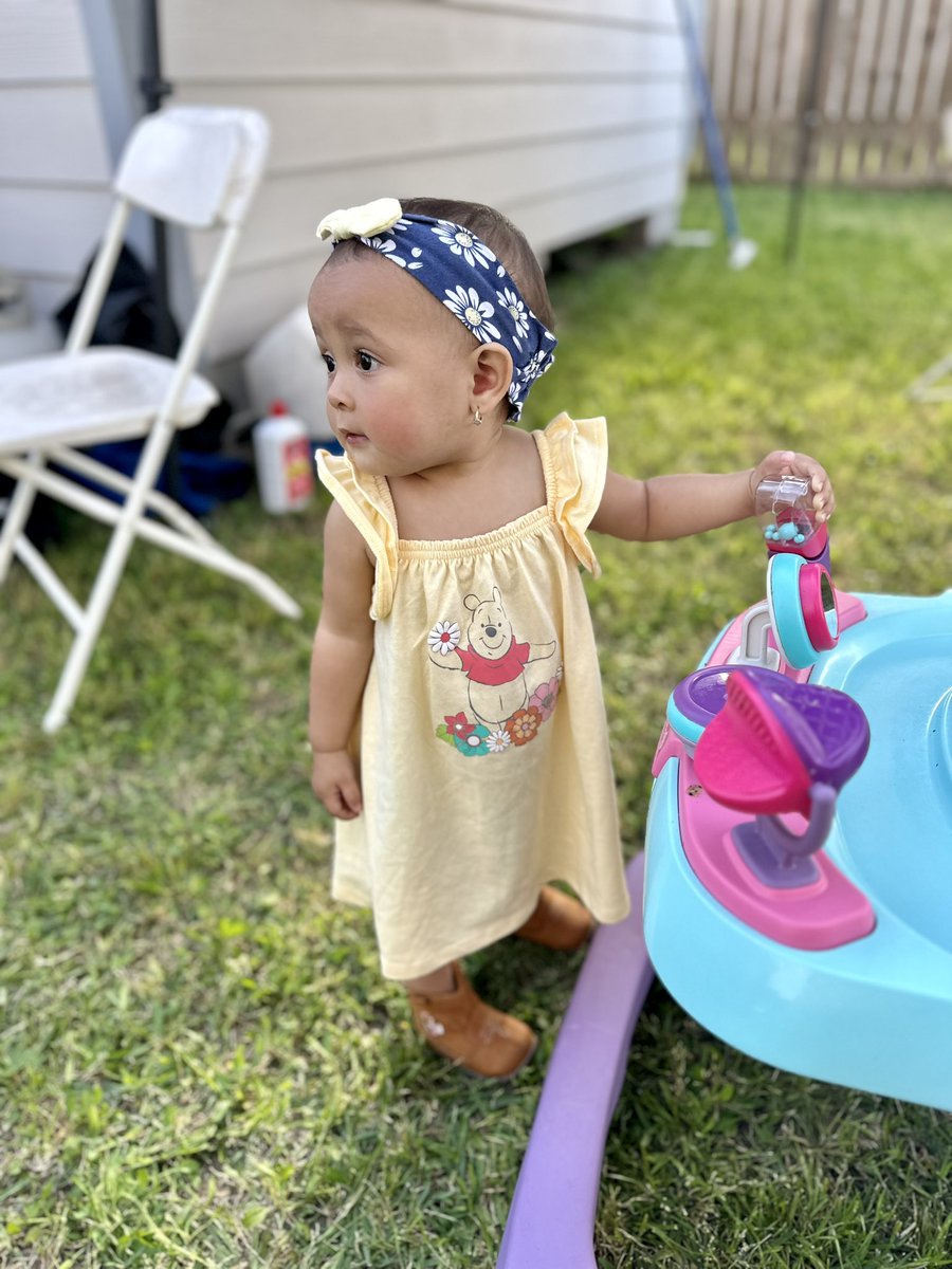 my daughter is so beautiful 😻💛