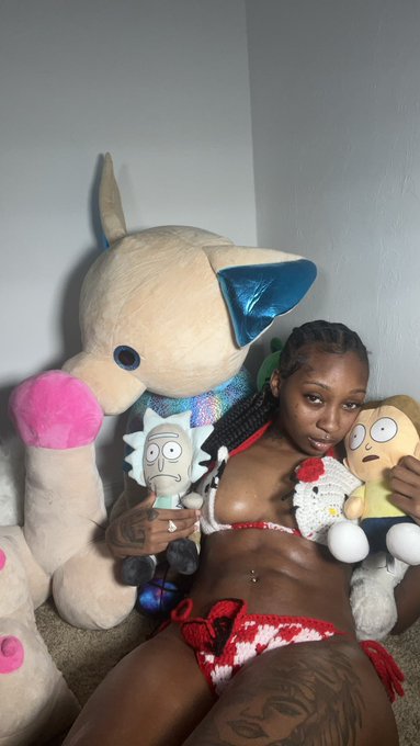 Bad bitch&hellip; with her baddie friendsssss😂 https://t.co/bYBC9uvtkj<a href="/tag/raymontetaughtme"class="tags"><span>#raymontetaughtme</span></a>