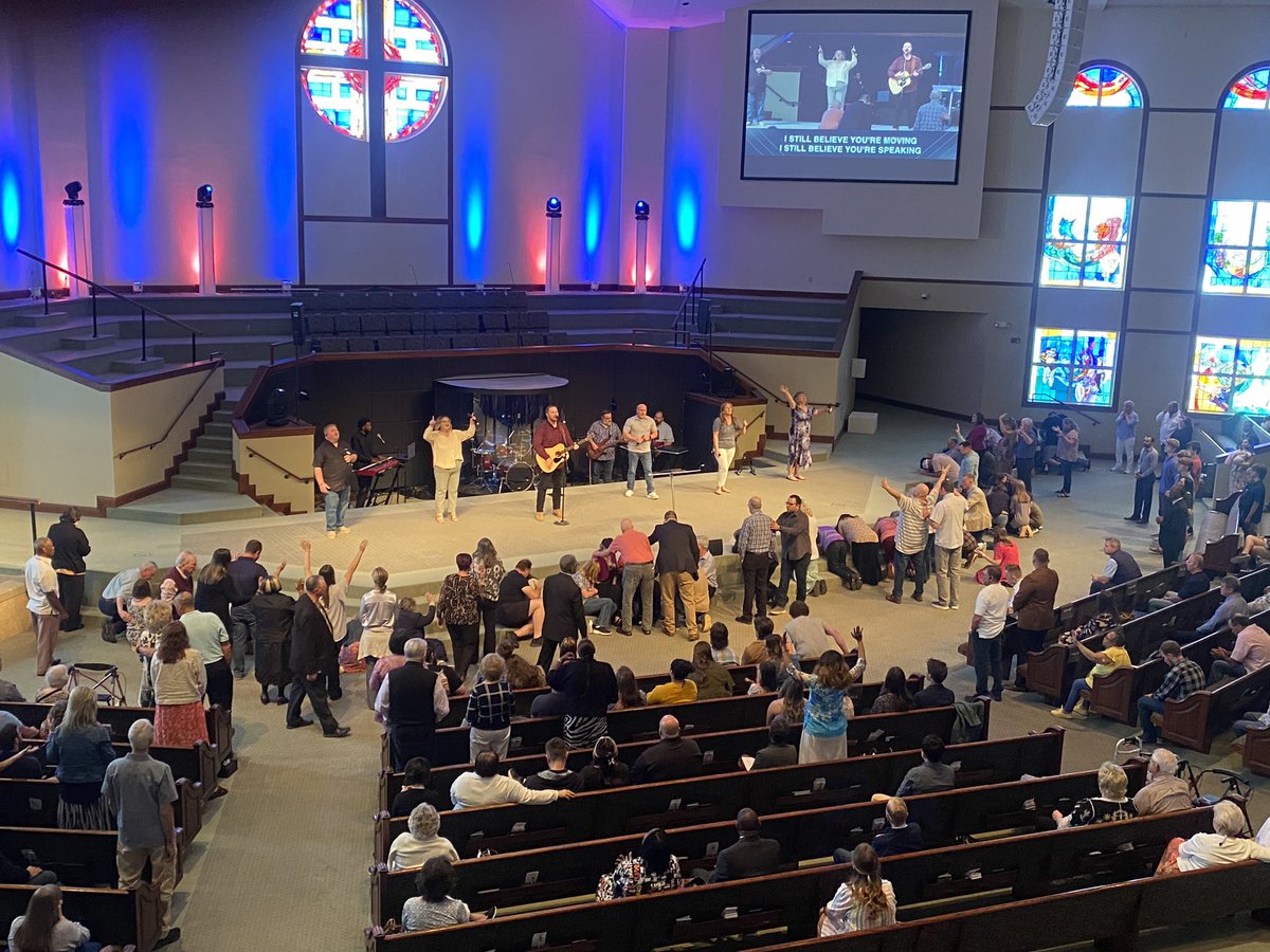 Great Sunday at Liberty Square! Altars were full and we baptized 14 people. God is doing some amazing things at LS!