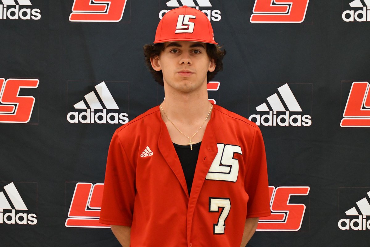 Congratulations to AOTW Dante Messina, member of the Varsity Baseball team at <a href="/LSHSShorian/">Lake Shore High School</a>: shoriansports.com/news/2024/4/14…. #myLSPS