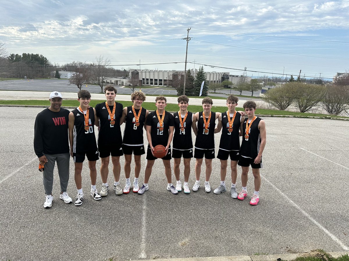Great weekend for 16U select! 4-0 with 2 come from behind close wins on Sunday to close out the <a href="/Ohio_Basketball/">OhioBasketball.com</a> Erie Tip Off varsity gold bracket! Ready to roll for Pitt Jam Fest
