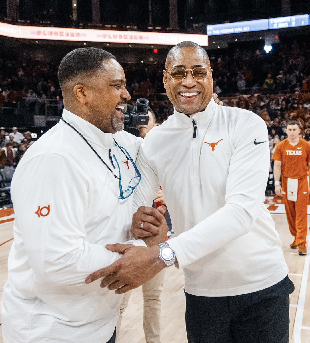 There's no place like Texas my brother @RodneyTerry 🤘🏾🤘🏾 #HookEm @TexasMBB