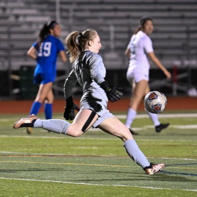 novi_soccer's tweet photo. In honor of “International Goalkeeper Day,” we would like to give a shoutout to our #1 GK @riley_bojo!

She’s #1 on the field and the #1 GK in our hearts!

We are so lucky to have you protecting our net!

#Family
#NoviPride
#NoviTogether
#GoalkeepersRock https://t.co/Ut2zQCiXgt