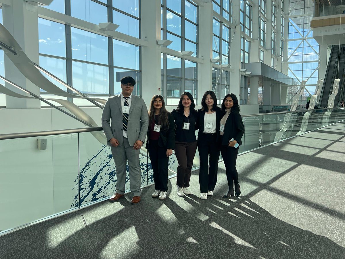 My wonderful @nyugrossman @NYUneurologyres @NIH @NINDS BRAIN (Building Research Aspirations In Neurology) participants med.nyu.edu/departments-in… at #AANAM about to present their research!