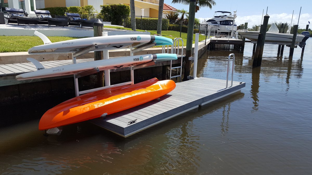 Level up your waterfront living with an AccuDock. Enjoy effortless access for kayaking, paddleboarding, and canoeing whenever you please. Explore our product line. 
accudock.com/floating-docks…
#accudock #floatingdock #floatingdocks #watersports #docklife  #waterfrontliving
